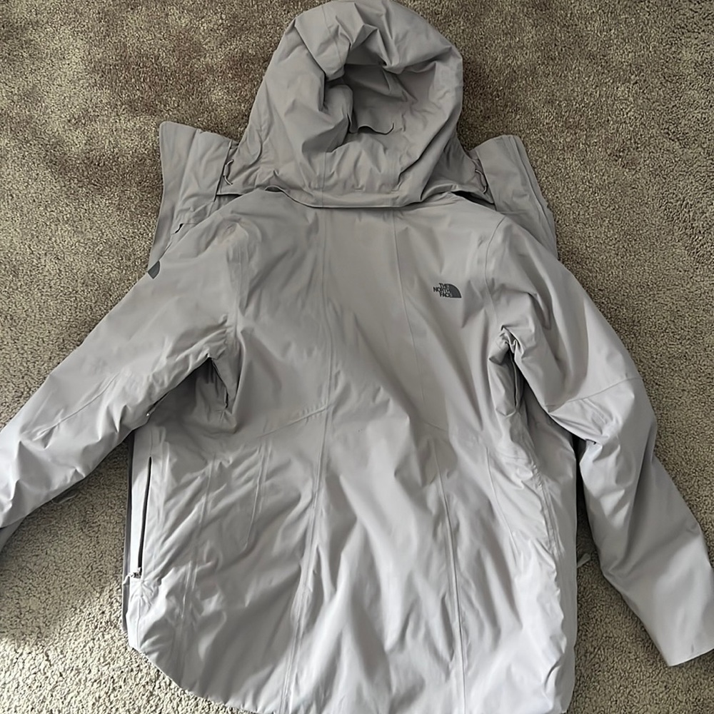 Women’s north face winter jacket